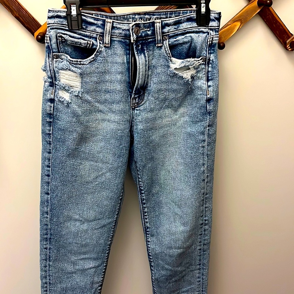 American Eagle mom jeans